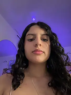 Chatroom XXX en direct de OhMySelenyx3