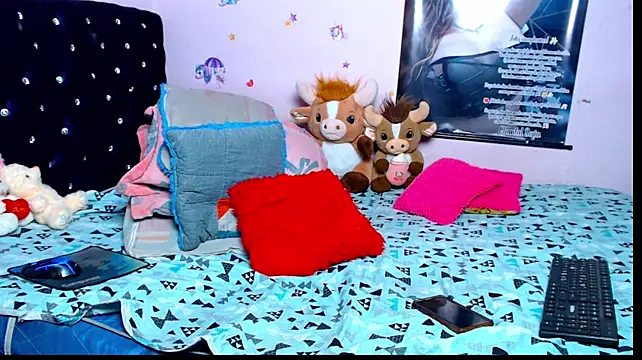 ShantalsSecret Adlı Modelin Canlı XXX Sohbeti