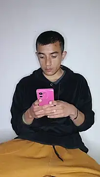 Chat +18 de Thick_Cock ao vivo