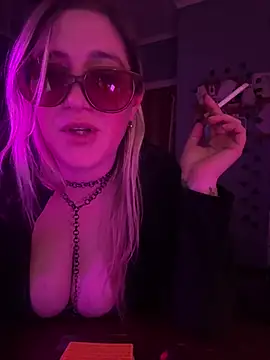 XXX chat uživo modela Granlady7