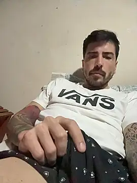 Elcomandantebsas Adlı Modelin Canlı XXX Sohbeti