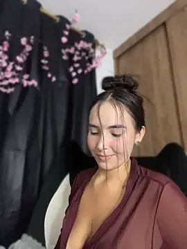 ScarletDarkMuse Adlı Modelin Canlı XXX Sohbeti