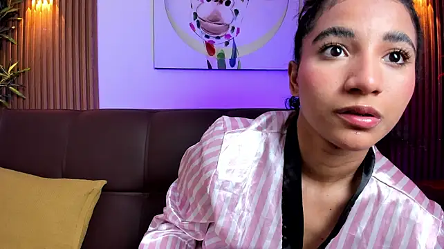 Chat XXX en directo de Emily_bruss