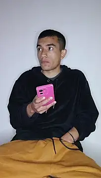 Thick_Cock 现场XXX聊天