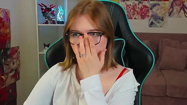 Chat XXX en directo de ElinaVale
