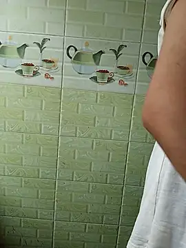 Tanha18 Chat XXX in diretta