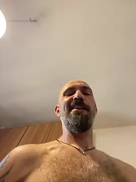 XXX chat uživo modela Adoro99