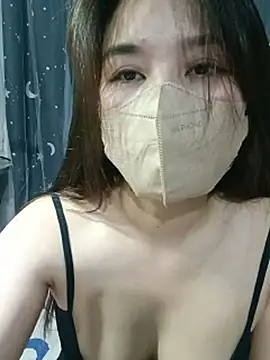 Kichiii-69's Live XXX Chat