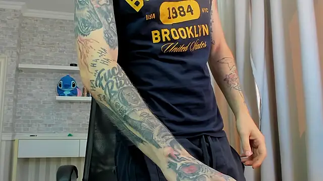 JonahShaw Live XXX-Chat