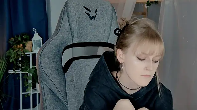 Czat XXX na żywo – KiraMontoya