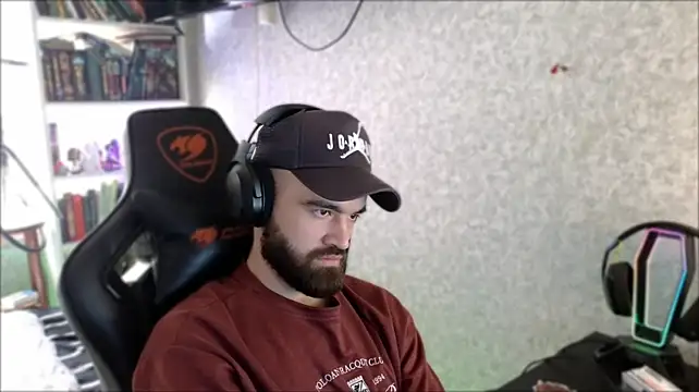 צ'אט XXX בשידור חי של _Serious_Man