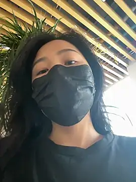 Nini_11 লাইভ XXX চ্যাট
