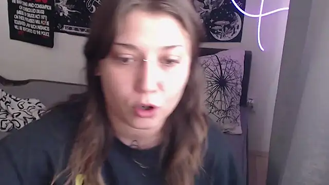 צ'אט XXX בשידור חי של AlienforTwenty
