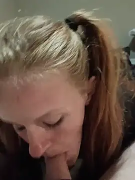 Show de redslovestofuck na webcam