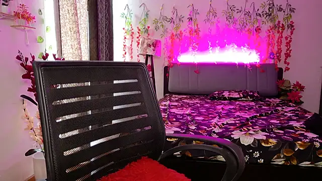 Živý XXX chat _Shanvii_