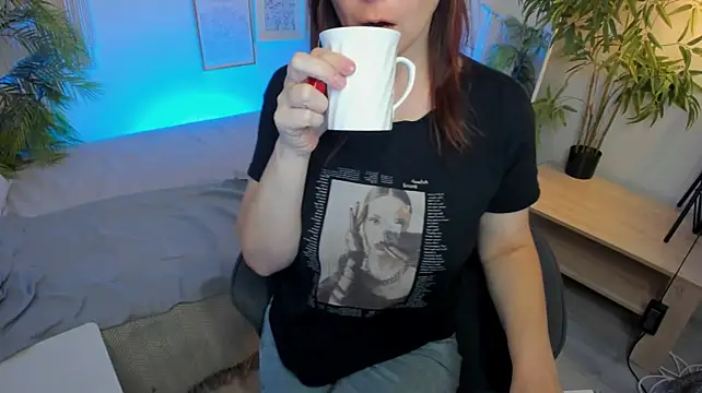 Chat +18 de ZoeEast ao vivo