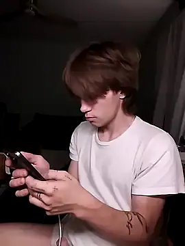 XanderOzzz XXX чат на живо