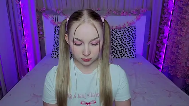LilyStarlight's Live XXX Chat