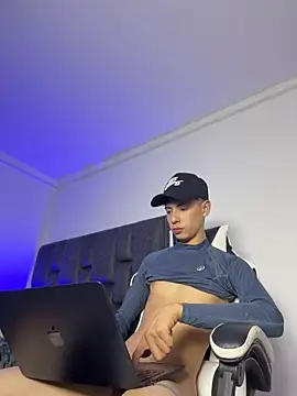 SebastianReed_ 라이브 XXX 채팅