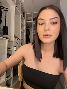 Lexi_StormのライブXXXチャット