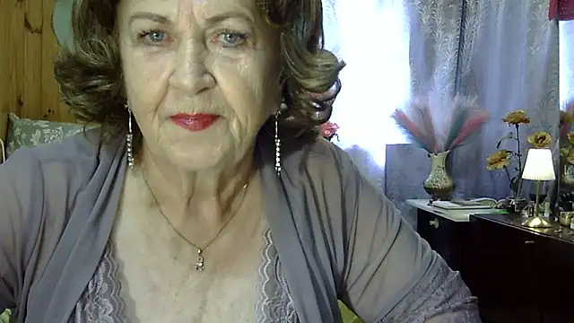 Emma52610 লাইভ XXX চ্যাট