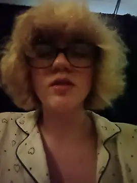 mcjbgfhgjhiiilllufjyf Chat XXX in diretta