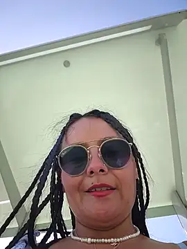 bellapaty's Live XXX Chat