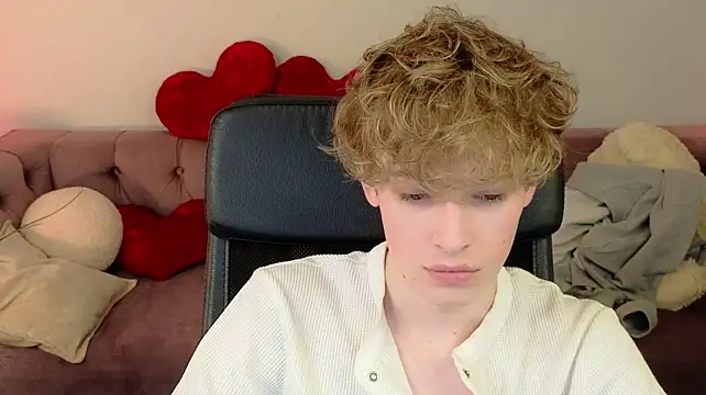 XXX chat uživo modela kevingarsiaa