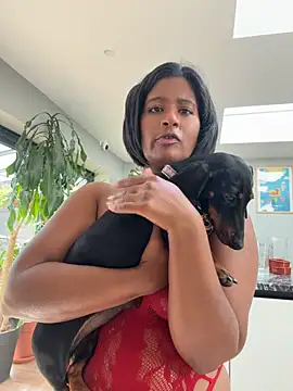 Melarose82 Live XXX-Chat
