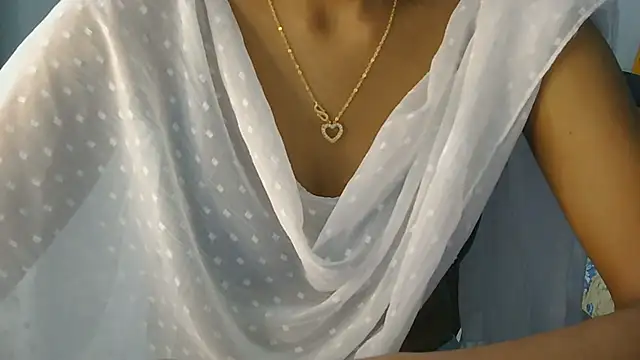 Chat XXX en directo de Aarti_misty71