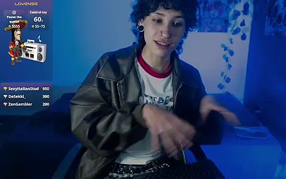 JohnnyJones_ XXX чат на живо