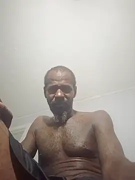 Boozle666 Live XXX-chat