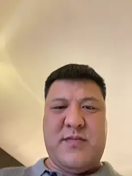 zhang1118 Adlı Modelin Canlı XXX Sohbeti