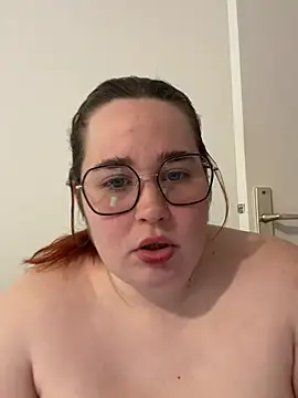 Miss_pow_bi_93's Live XXX Chat