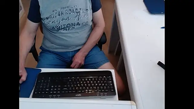 dutchpornking's Live XXX Chat