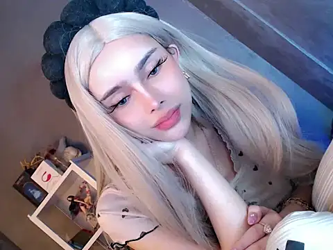 XXX chat uživo modela coffe_cat28