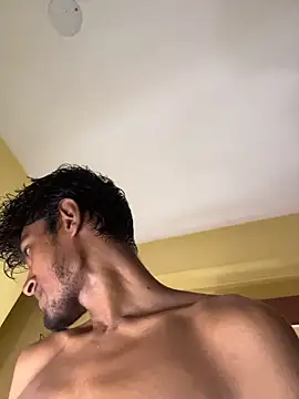GunSlay Adlı Modelin Canlı XXX Sohbeti