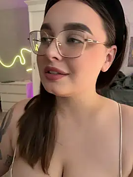 MoziRixis' Live XXX Chat