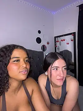 mitschellfox21's Live XXX Chat