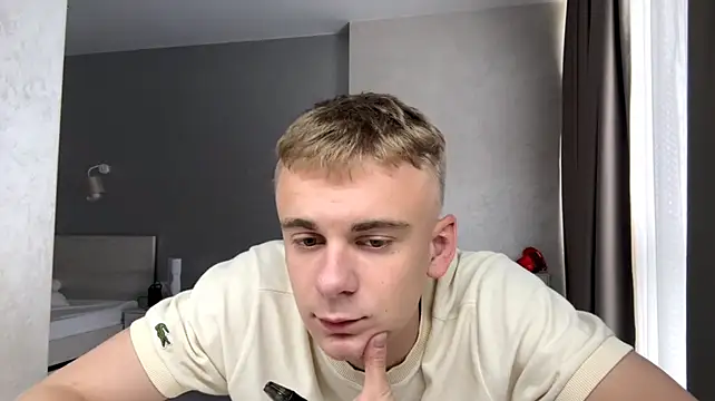 Онлайн чат XXX SoloFury