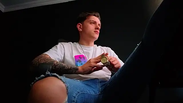 XXX chat uživo modela FelixStarkk