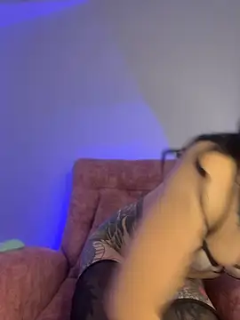 Lucy_699 XXX чат на живо
