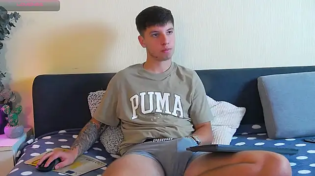 ThomasEdisonn's Live XXX Chat