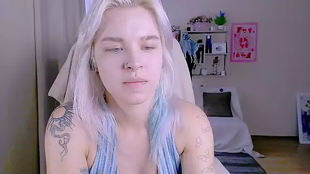 Czat XXX na żywo – Hot_Blonda