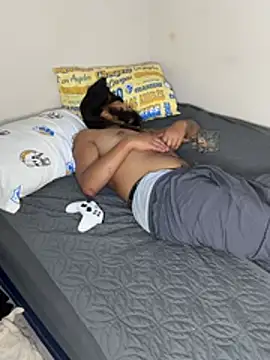 JuRuBandz21's Live XXX Chat