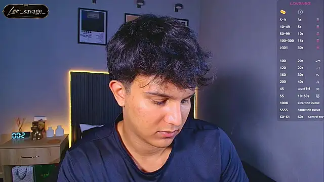 Živý XXX chat Leo_Savage_