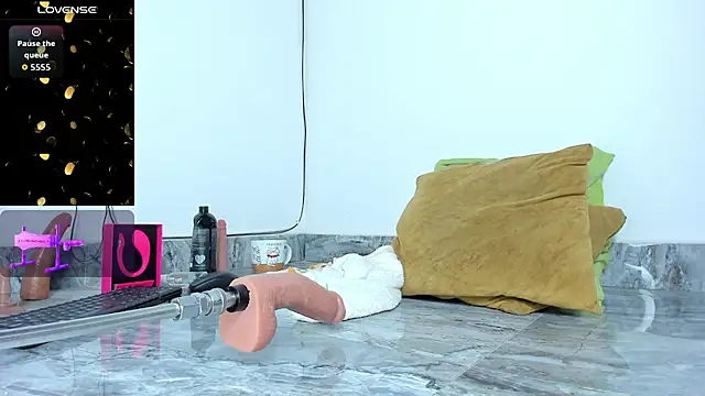 XXX chat uživo modela Benjamin_Buster