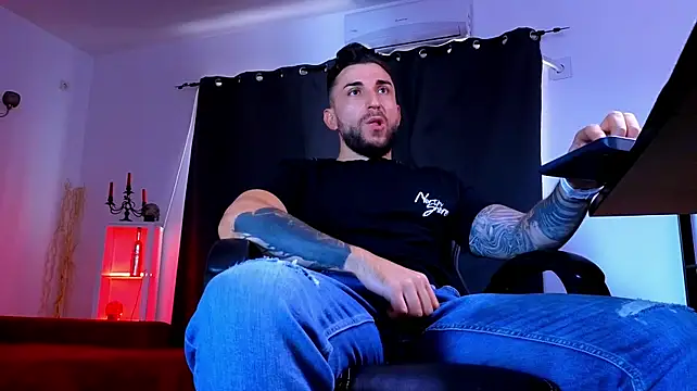 عرض كام MightyAaron66