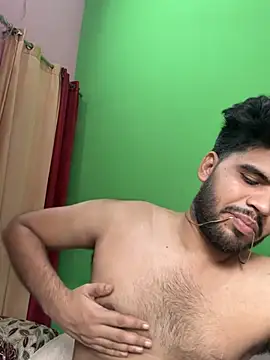 MASTTERRRR Chat XXX in diretta