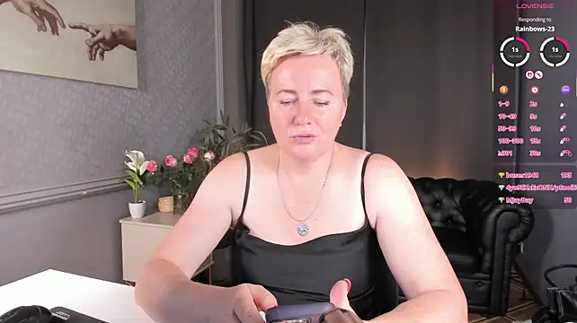 Chat XXX en directo de Nika_Smit